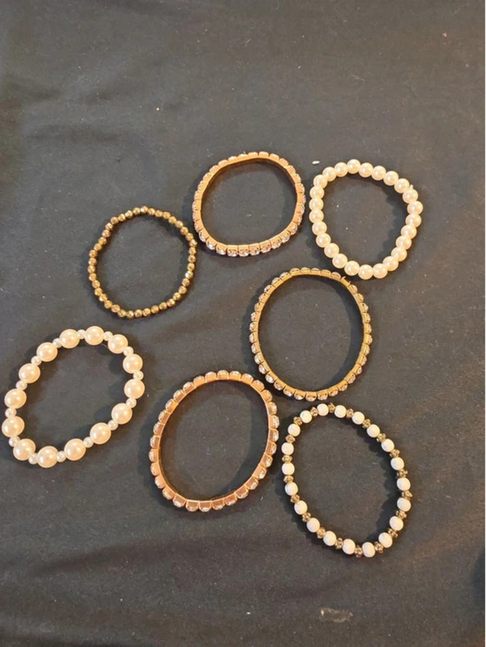 Random bracelets - Picture 2 of 3